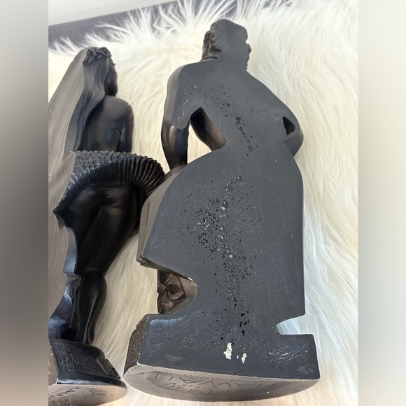 Hawaiian Black Art Sculptures 2pc - Picture 6 of 7